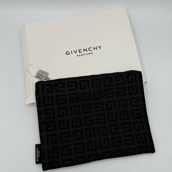 Givenchy Parfums black cosmetics bag NIB - 4G logo pattern - Picture 1 of 10